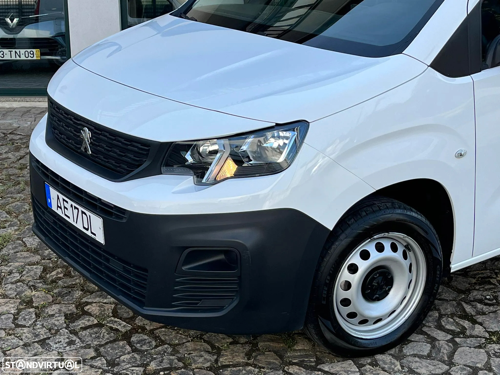 Peugeot Partner Pro Longa 1.5 BlueHDi 100cv - 2