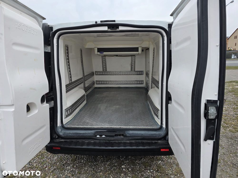 Opel Vivaro Long Chłodnia - 11