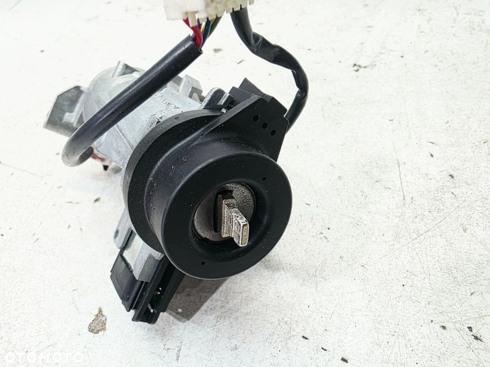 STACYJKA + KLUCZYK AUDI VOLKSWAGEN SEAT SKODA 1K0905851 5Q0905865 AUTOMAT - 7
