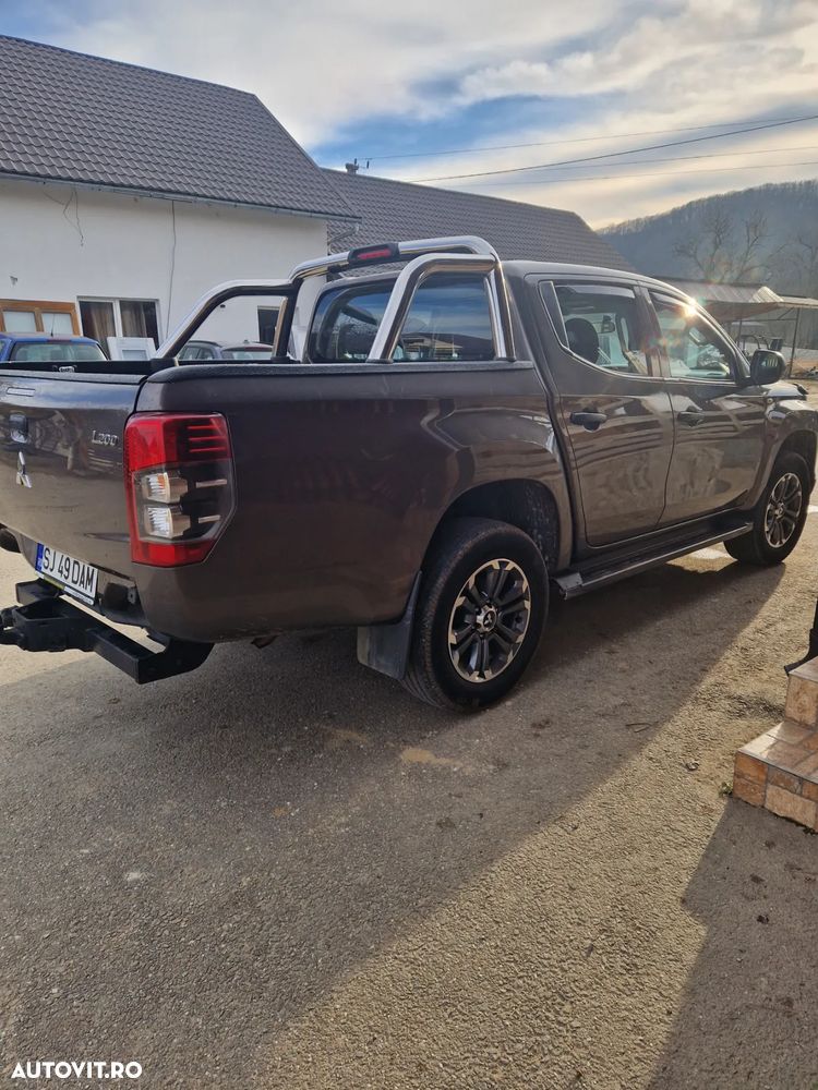 Mitsubishi L200 - 6