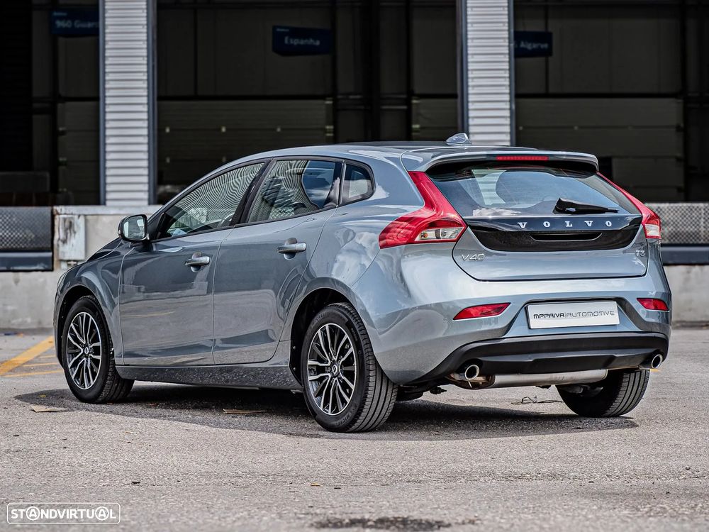 Volvo V40 1.5 T3 Sport Edition Plus Geartronic - 9