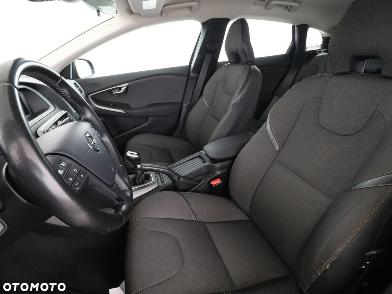 Volvo V40 Cross Country D2 - 13