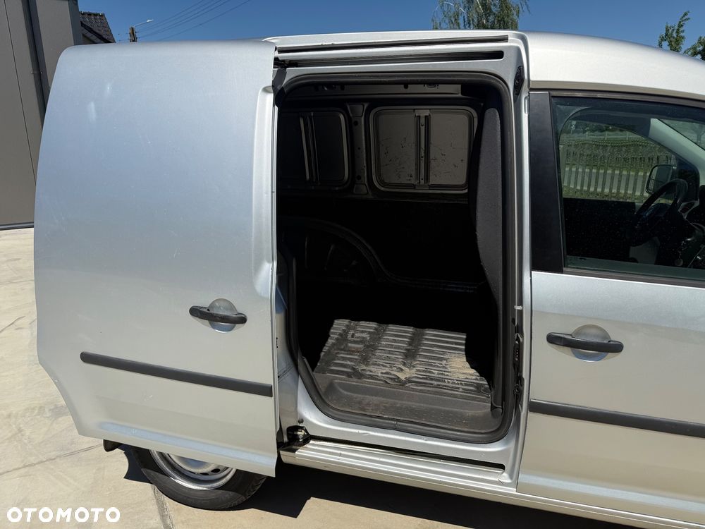 Volkswagen Caddy - 11