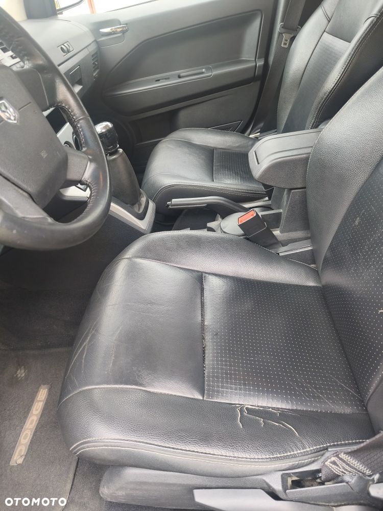 Dodge Caliber - 7
