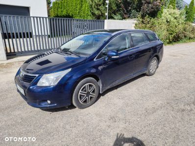 Toyota Avensis 2.0 D-4D - 9
