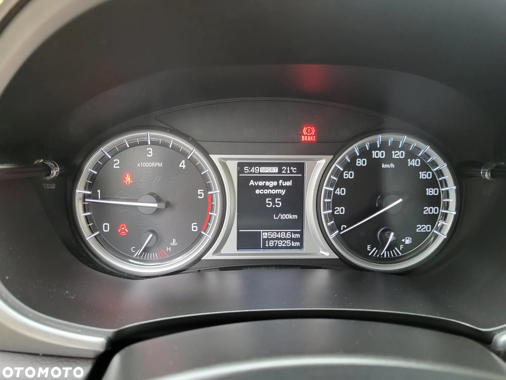 Suzuki Vitara 1.6 DDiS (4x4) Allgrip Comfort+ - 32