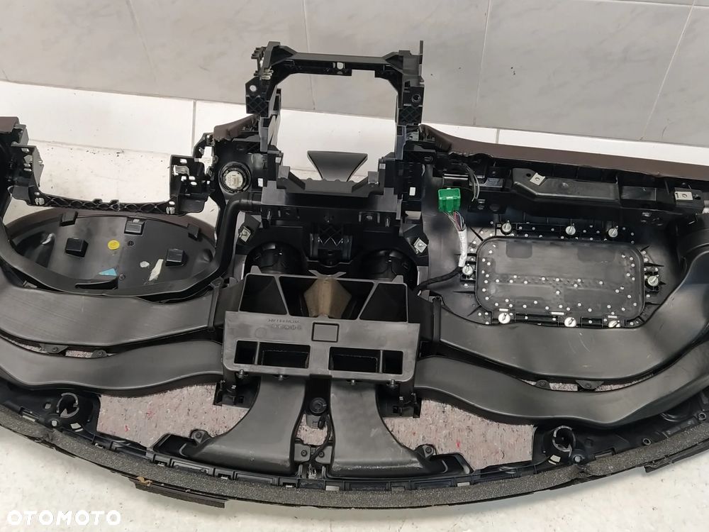 JAGUAR XJ X351 DESKA KONSOLA KOKPIT PODUSZKA POWIETRZNA AIRBAG PASAŻERA KIEROWNICY ZAPINKA NAPINACZ PASÓW BEZPIECZEŃSTWA BRĄZOWA ORYGINAŁ - 37