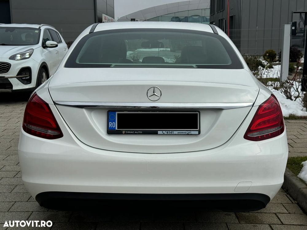 Mercedes-Benz C - 6