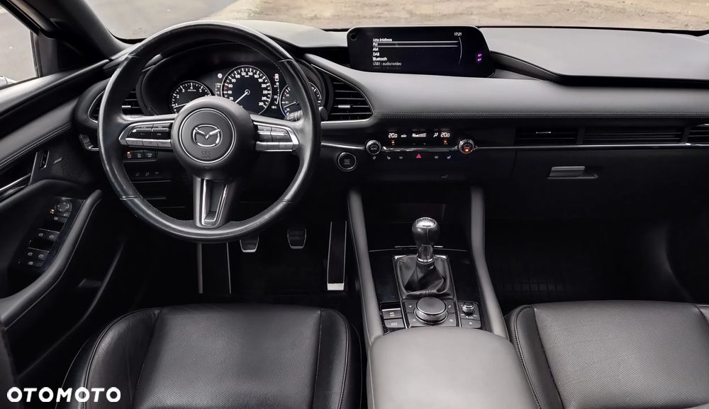 Mazda 3 - 13