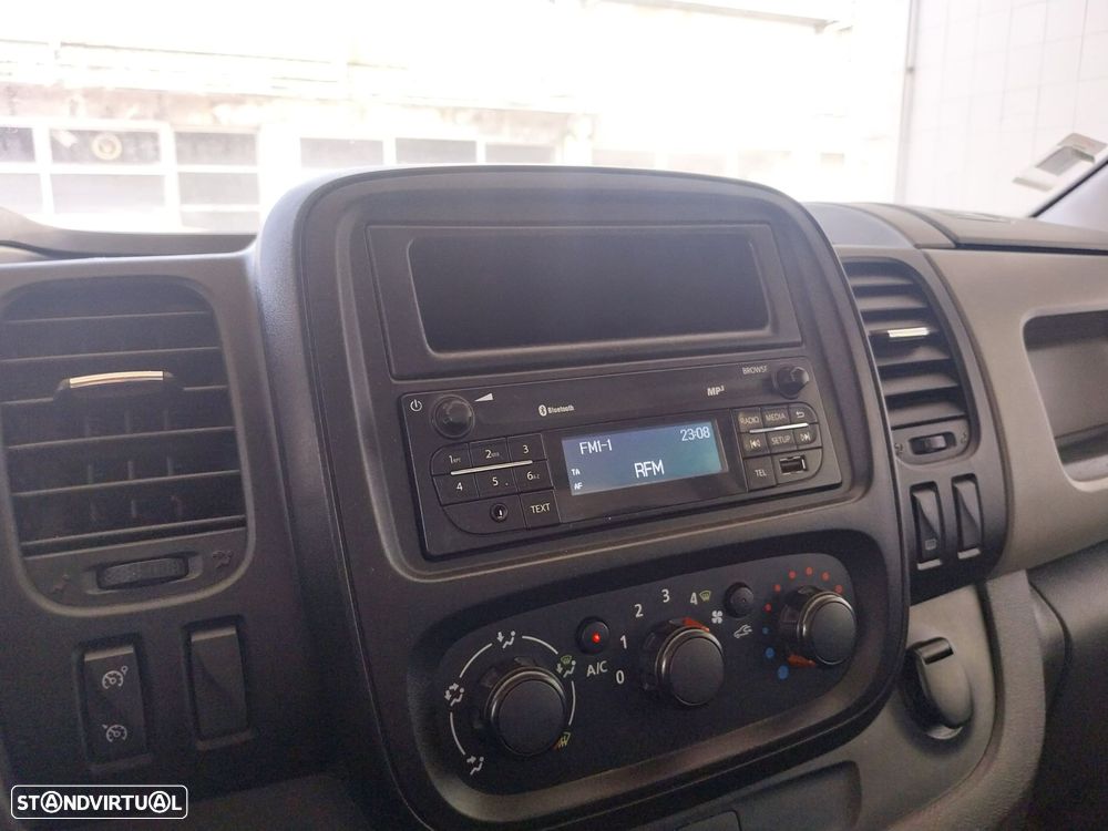 Renault Trafic 1.6 dCi L1H1 1.0T - 8