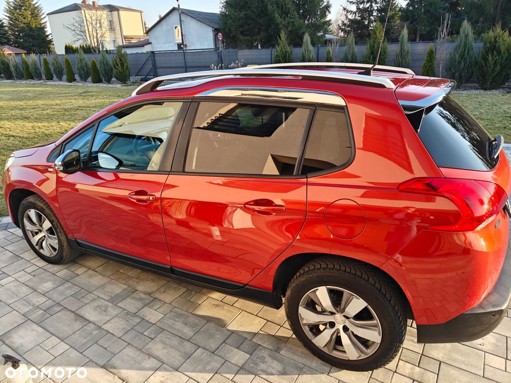 Peugeot 2008 1.2 Pure Tech Active - 2