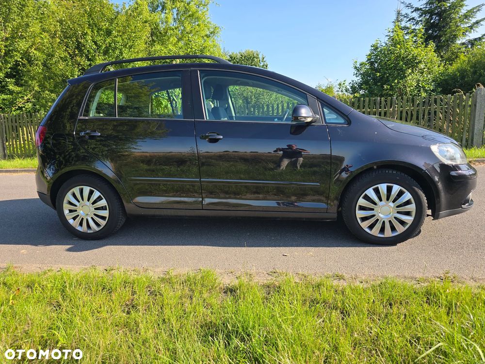 Volkswagen Golf Plus - 8