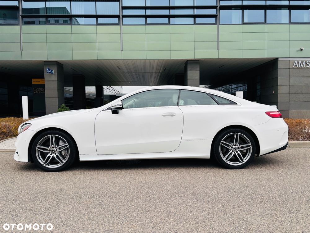 Mercedes-Benz Klasa E 400 4Matic Coupe 9G-TRONIC AMG Line - 3
