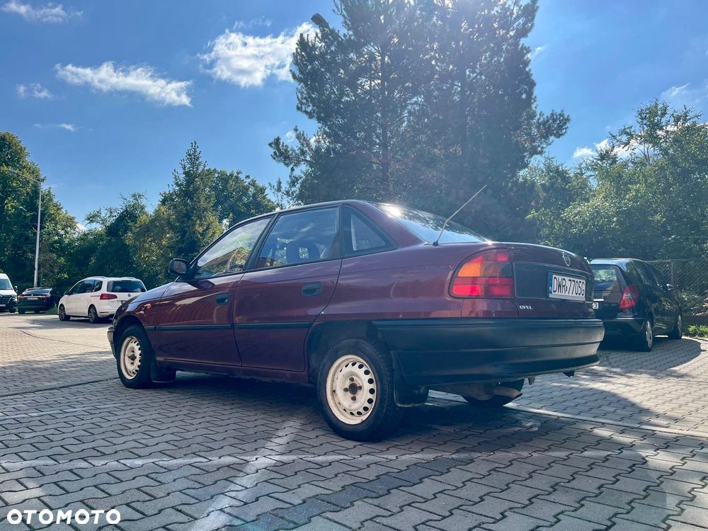 Opel Astra - 5