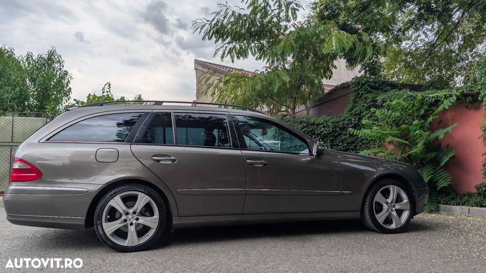 Mercedes-Benz E - 4