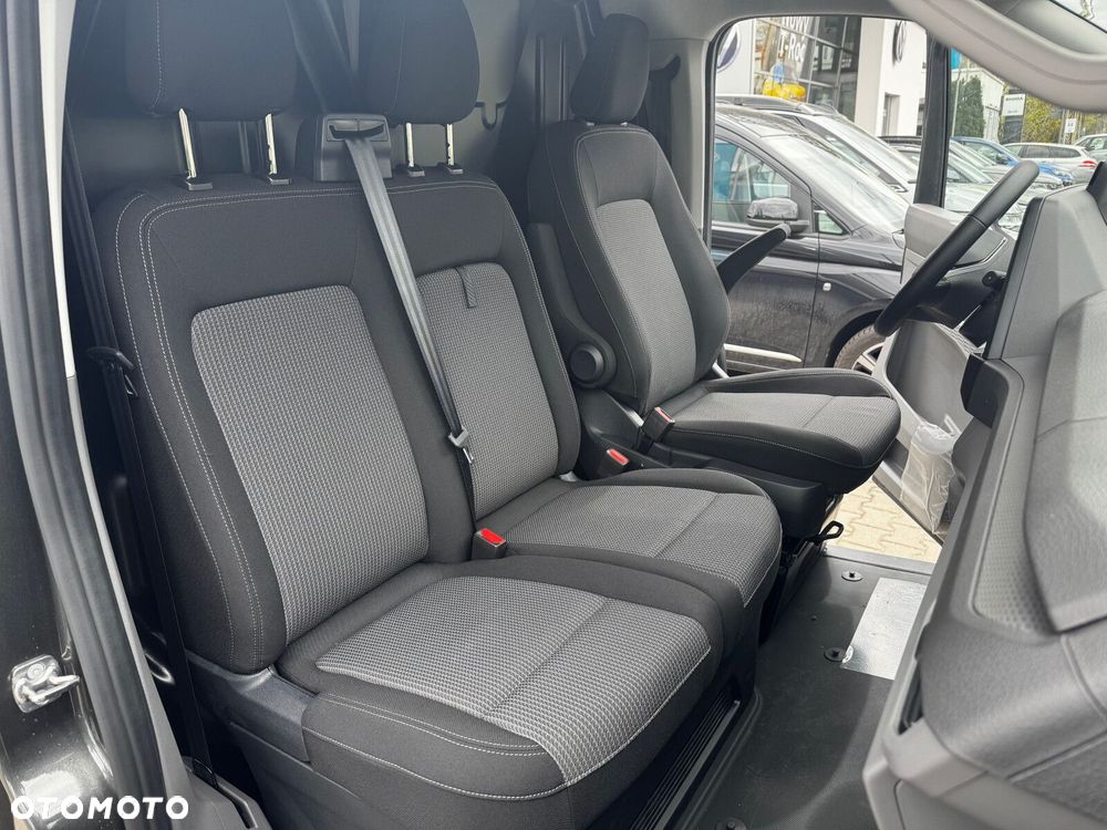 Volkswagen Transporter - 18