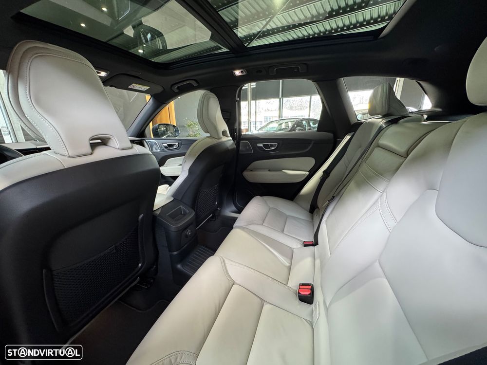 Volvo XC 60 2.0 T6 PHEV Inscription AWD - 20