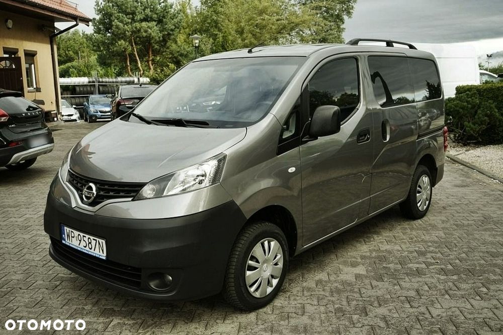 Nissan NV200 - 2