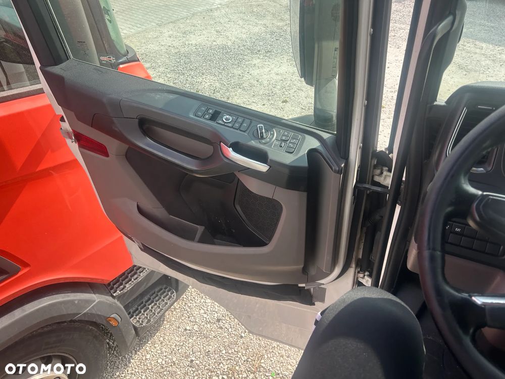 Scania S450 RETARDER / LED / NAWIGACJA / WIRTUALNE ZEGARY / 2 ZBIORNIKI PALIWOWE / LODÓWKA / PRZEBIEG 756 TYS. KM / SCANIA z POLSKIEGO SALONU / 2020 ROK !! - 24