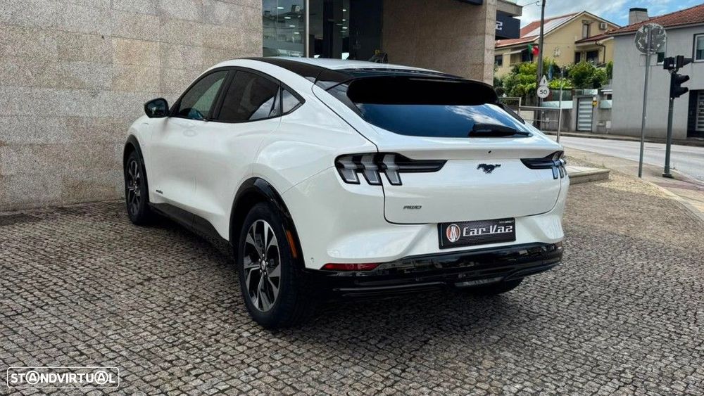 Ford Mustang Mach-E AWD PREMIUM - 6