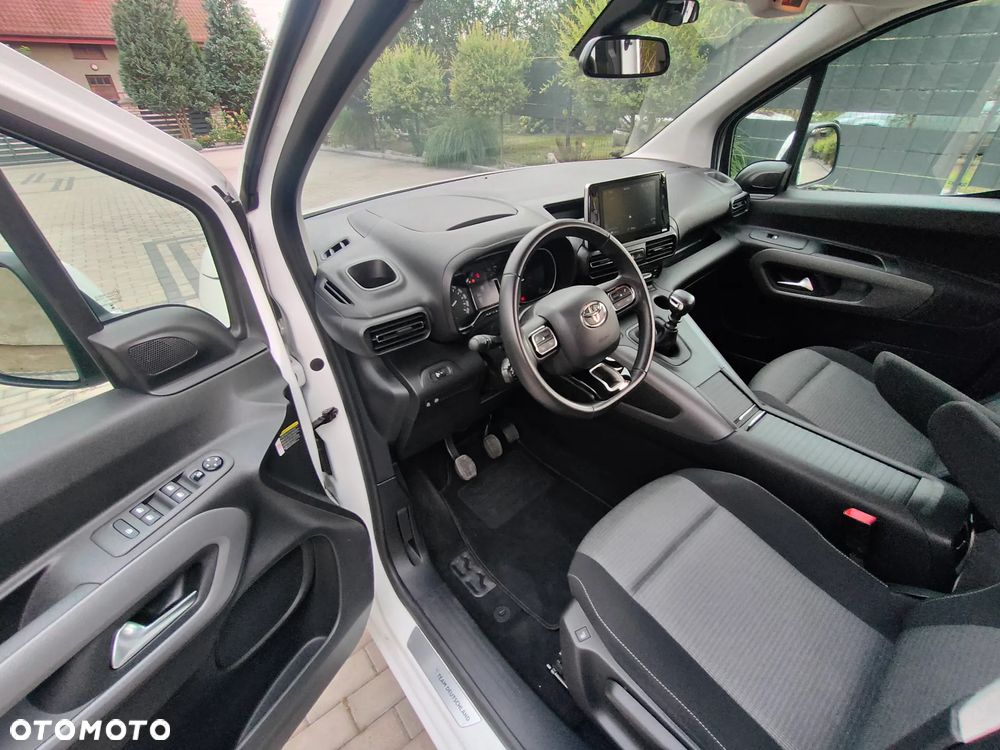 Toyota Proace City Verso 1.2 Turbo L2 Team Deutschland - 20