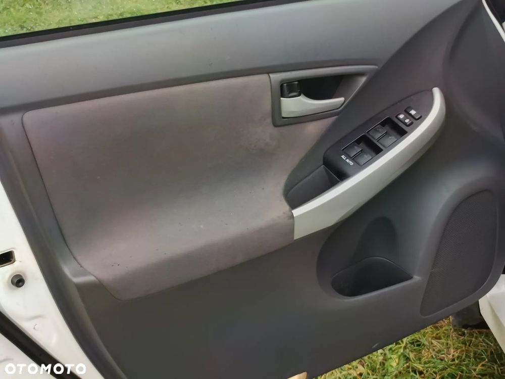 Toyota Prius - 9