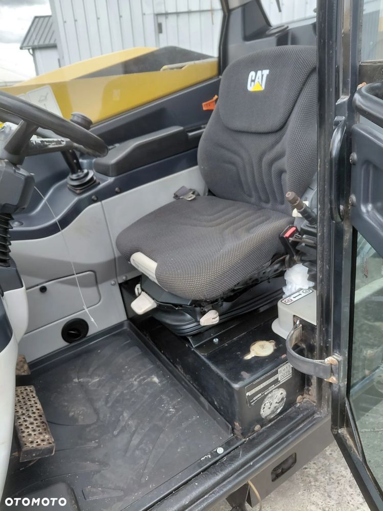 Caterpillar TH336 - 9