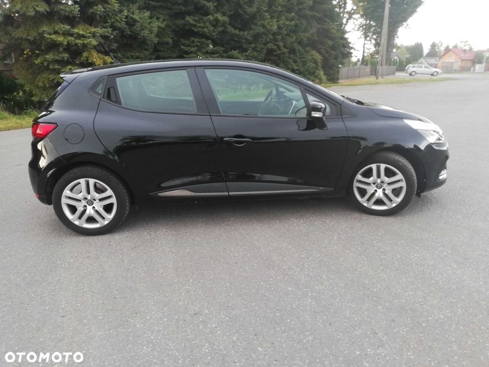 Renault Clio - 6