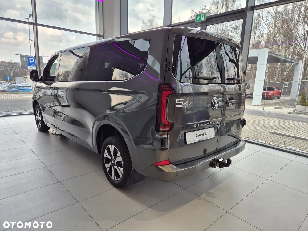 Volkswagen Caravelle - 4