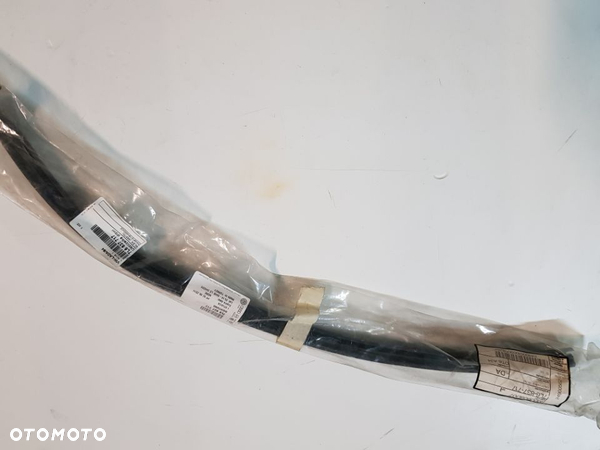 USZCZELKA przednich lewych  DRZWI VW audi Touareg 2002-2010 7L6837717 4 drzwi