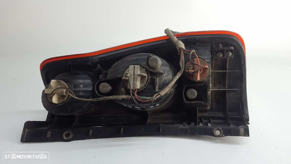 FAROLIM TRASEIRO ESQUERDO HYUNDAI MATRIX (FC) 1.5 CRDI GLS - 3