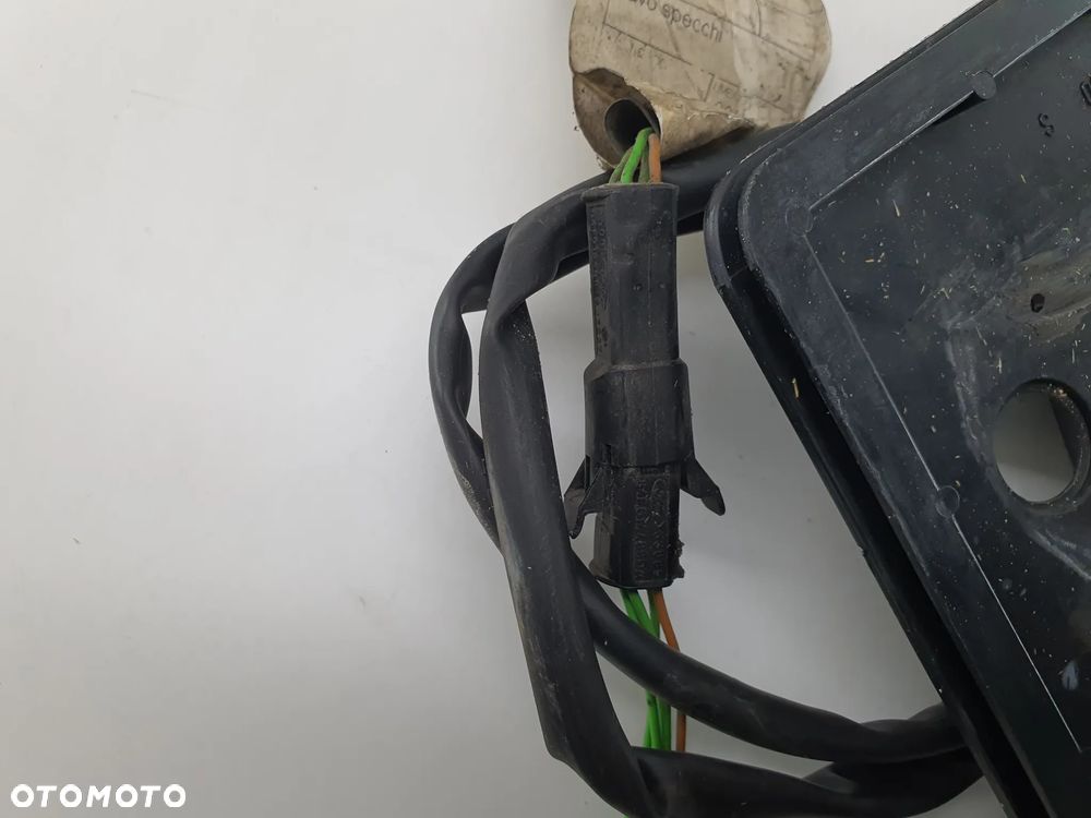 LUSTERKO LEWE  ELEKTRYCZNE  IVECO EUROCARGO - 7