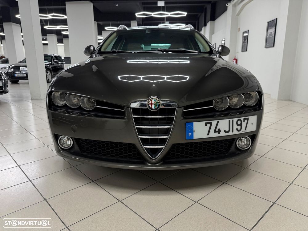 Alfa Romeo 159 Sportwagon 1.9 JTDM 16V DPF Impression - 13
