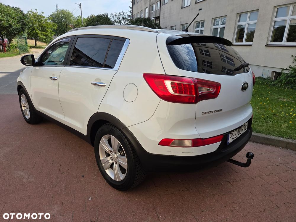 Kia Sportage 2.0 L - 5