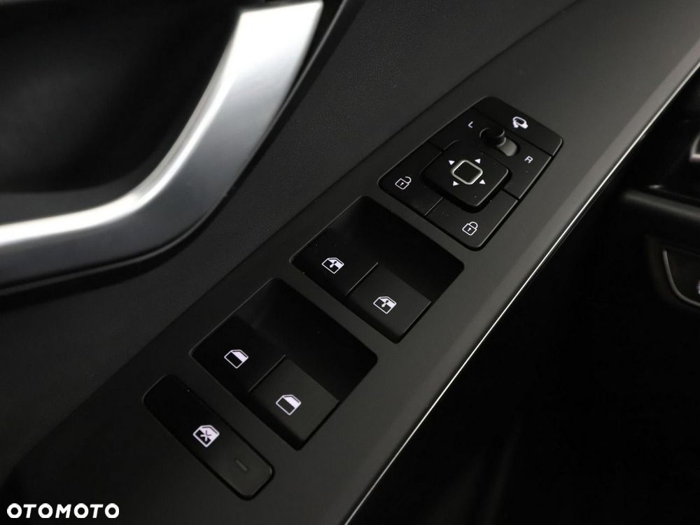 Kia Niro 1.6 GDI Hybrid L - 36