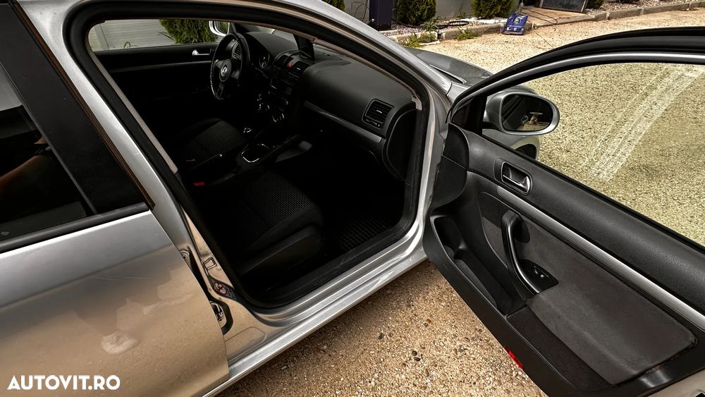 Volkswagen Jetta 1.6 TDI DPF Trendline - 10