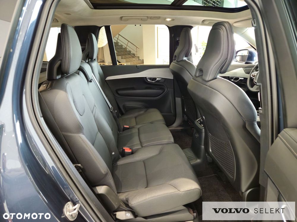 Volvo XC 90 - 24
