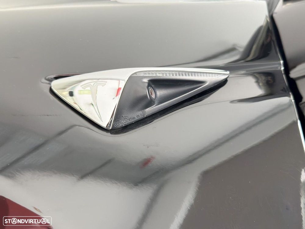 Tesla Model X 100 kWh Long Range AWD - 28