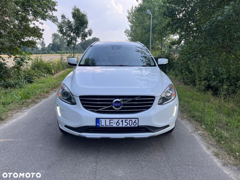 Volvo XC 60 T5 AWD Geartronic Momentum - 13