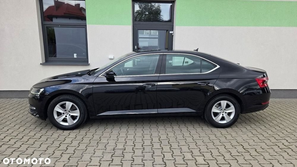 Skoda Superb 1.5 TSI Ambition DSG - 7