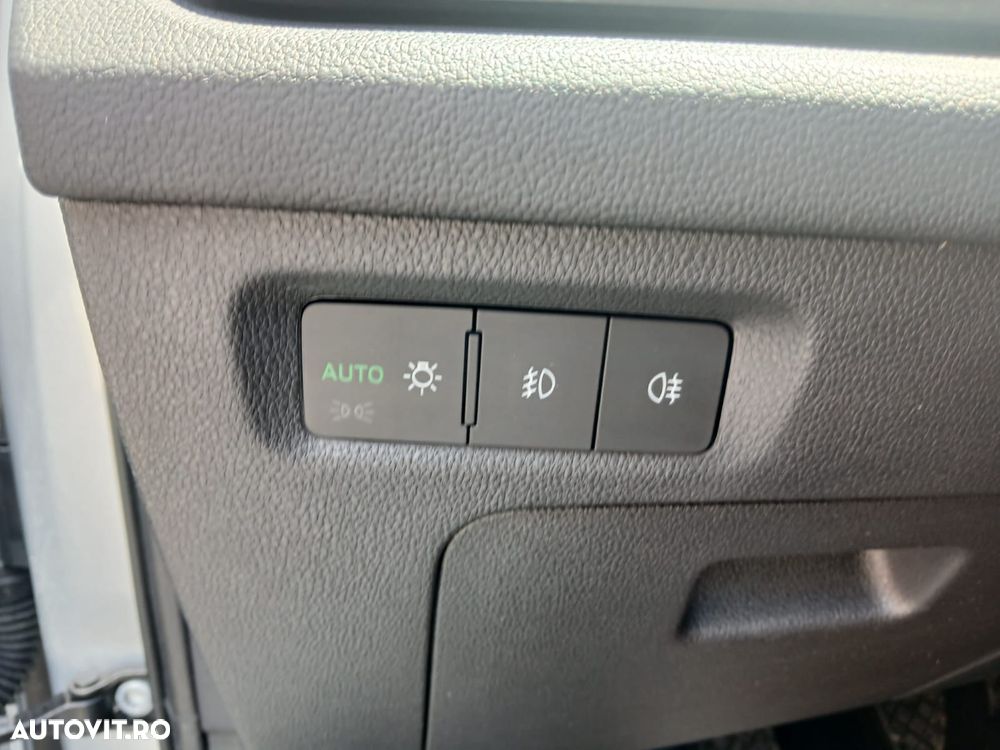 Skoda Octavia 2.0 TDI Style - 13