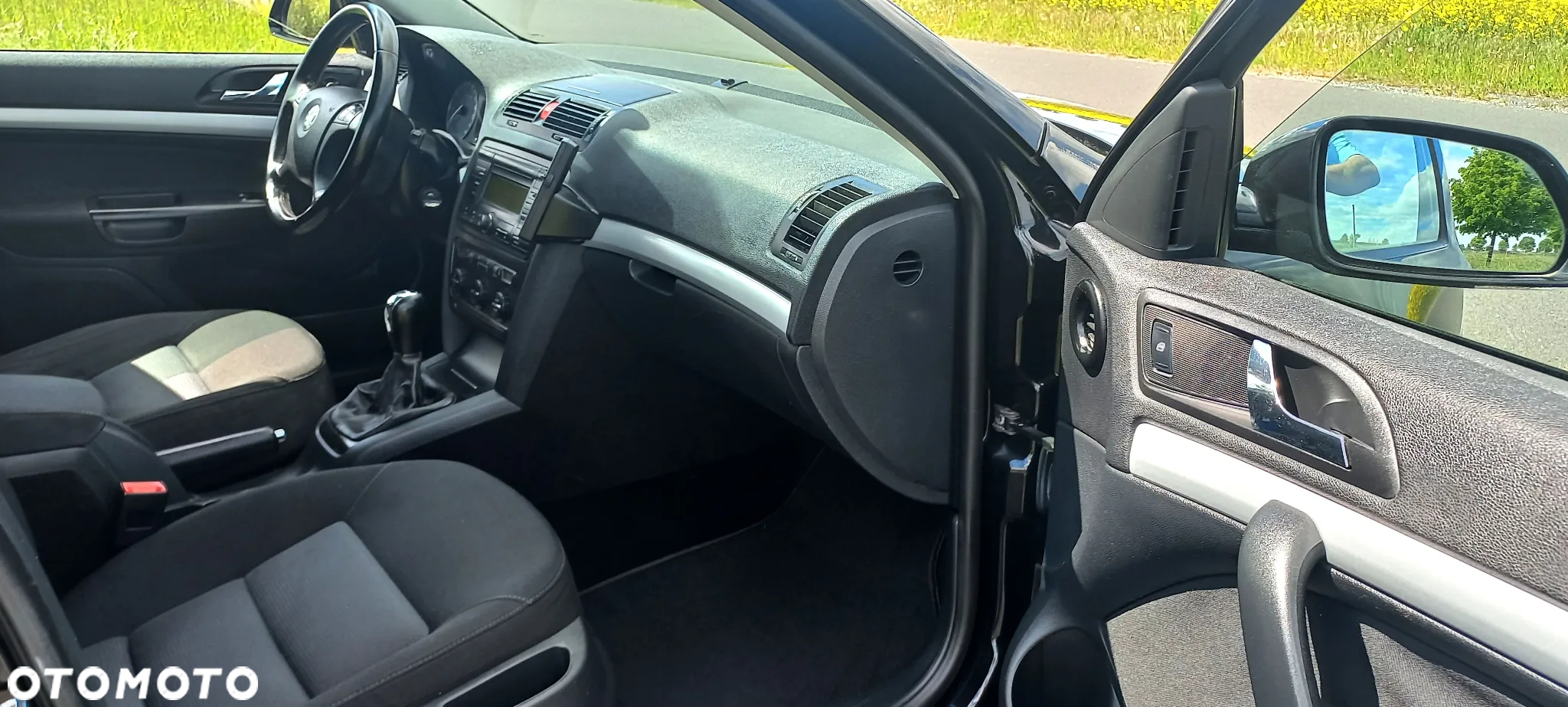 Skoda Octavia 1.6 Ambiente - 6