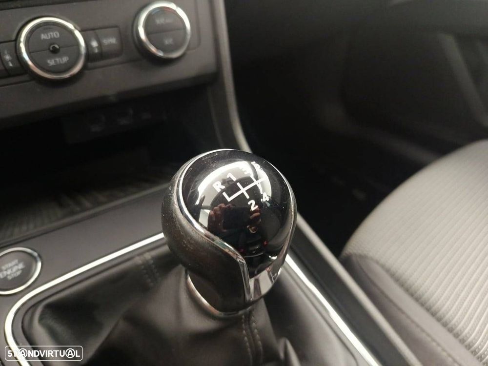 SEAT Leon ST 1.6 TDI Style S/S - 19