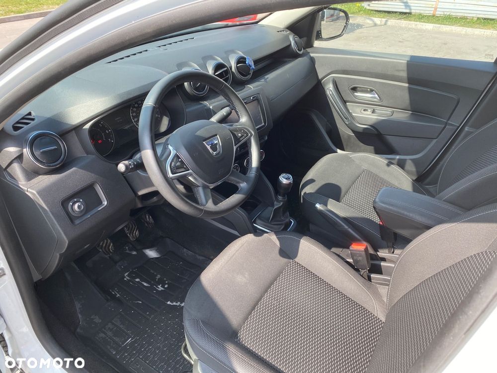 Dacia Duster 1.6 SCe Comfort - 19