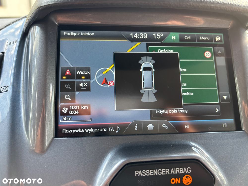 Ford Tourneo Connect Grand - 38