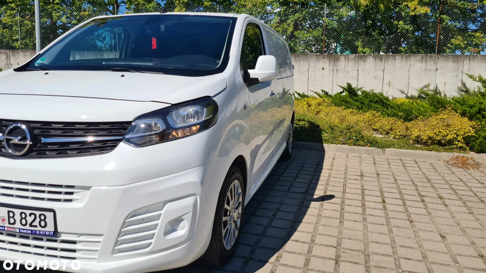 Opel Vivaro - 18