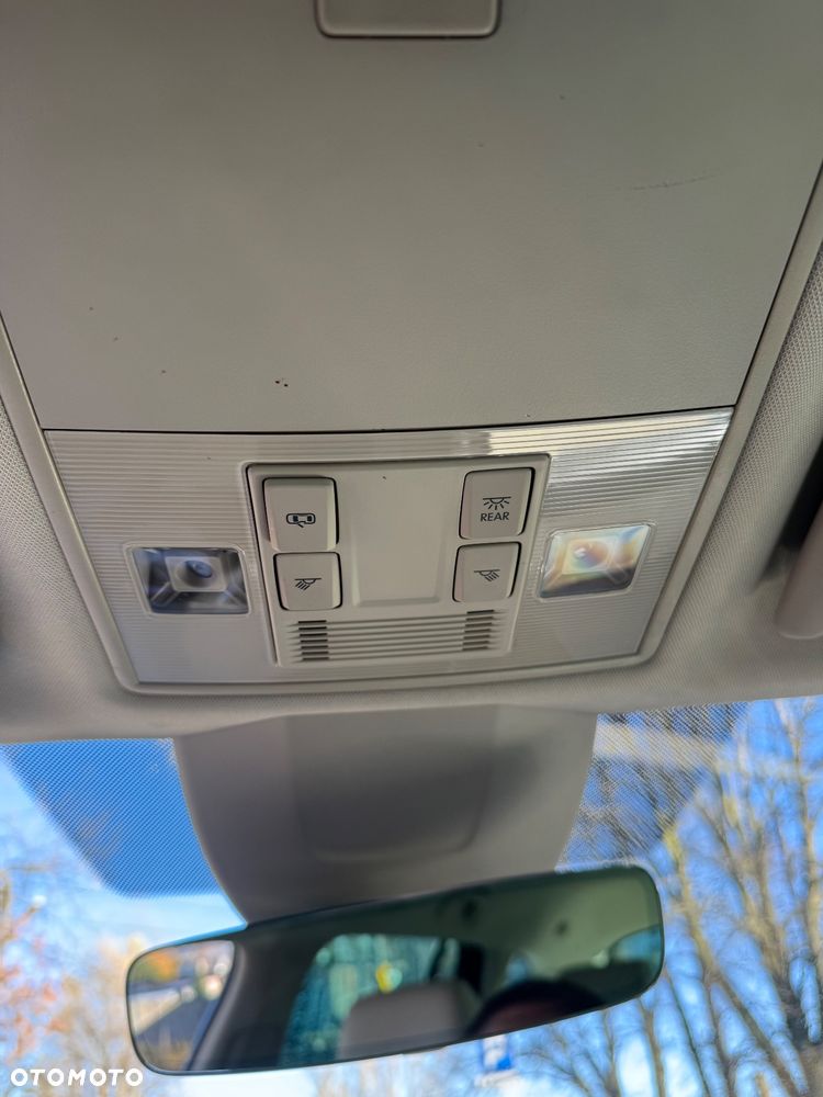 Skoda Superb 2.0 TDI Style DSG - 11