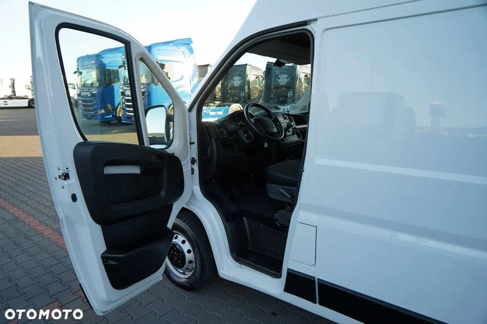 Peugeot BOXER / 2.2 - 120  KM / L3H3 /  FURGON / BLASZAK / MANUAL /  SPROWADZONY / - 23