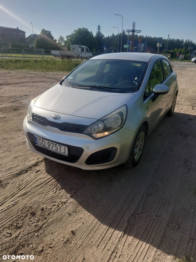 Kia Rio 1.4 crdi M - 3