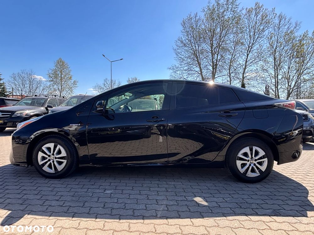 Toyota Prius 2017 photo 5